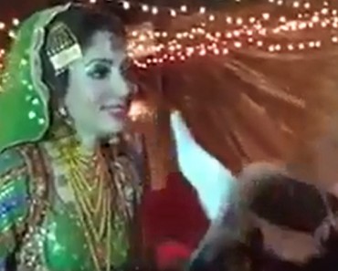 sharmila farooqi on horse