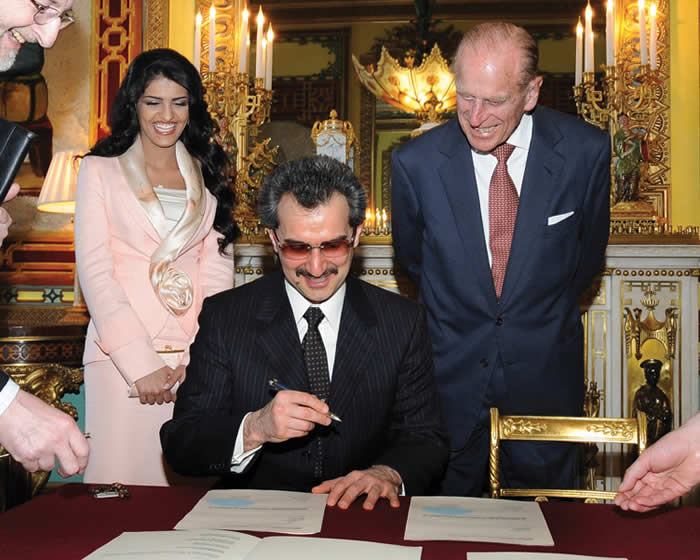 The Lifestyle of Prince Al Waleed Will Blow Your Brains Out!
