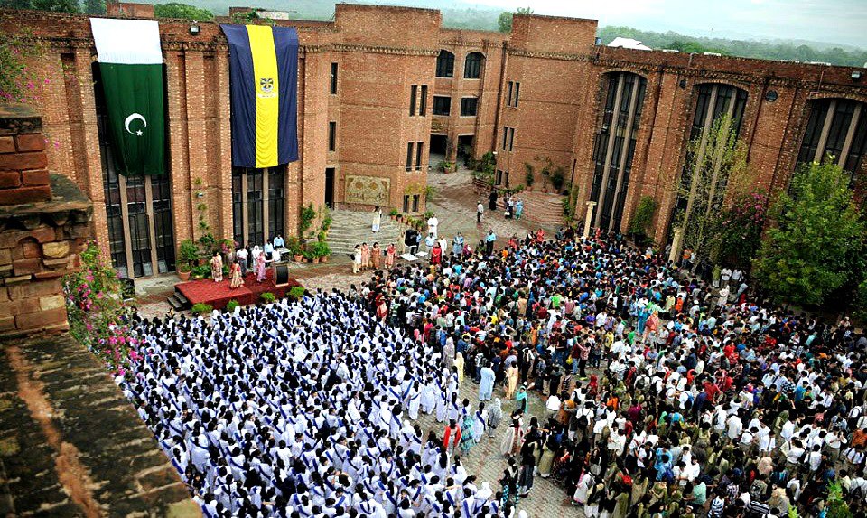 Why Beaconhouse is the Best School in Pakistan!