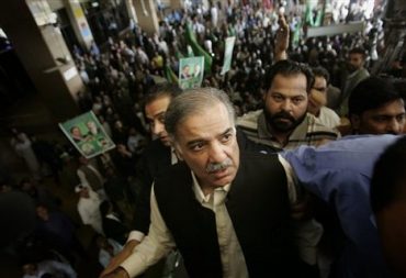 Nawaz Sharif Biography - Parhlo.com