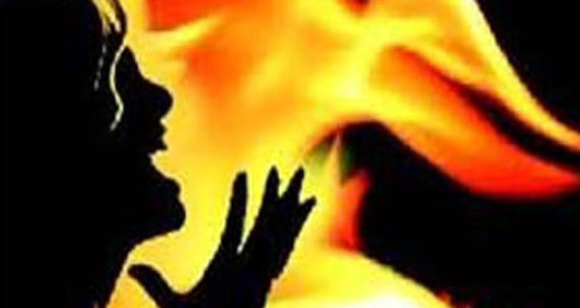 Love Marriage, Girl Burnt