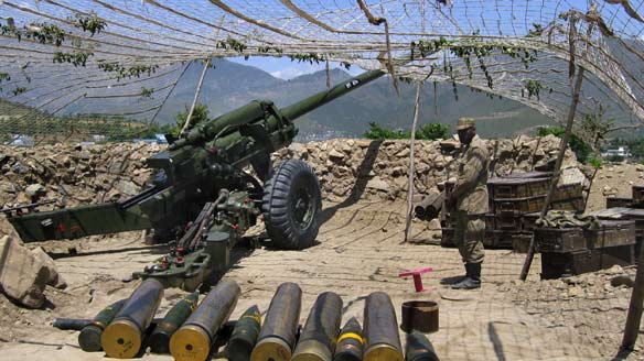 Pakistan-artillery