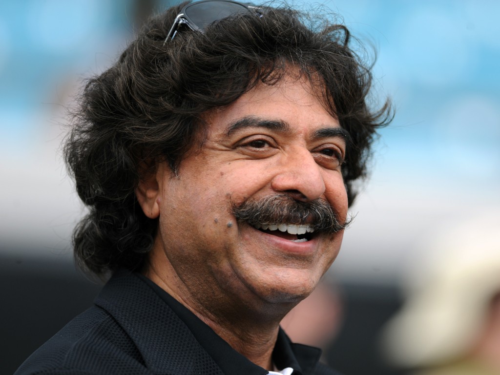 Shahid Khan: The World's Richest Pakistani Reaches London in Style