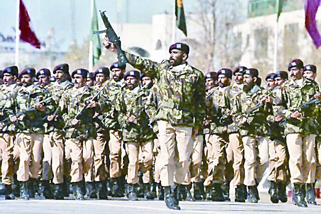 Pak-civil-military-relationship-parhlo.com
