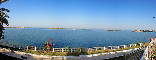 Keenjhar-Lake-Thatha-Sindh-parhlo