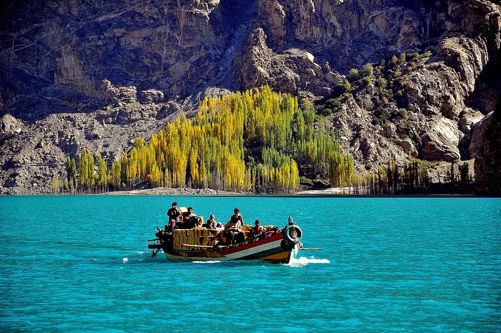 Satpara Lake (2)