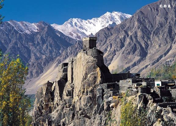 altit_fort_hunza