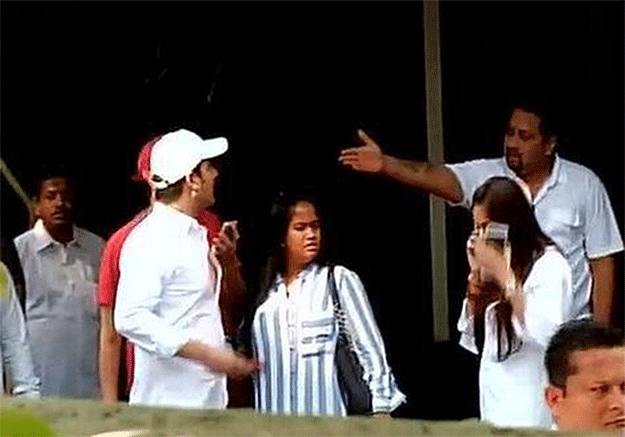 salman-with-family