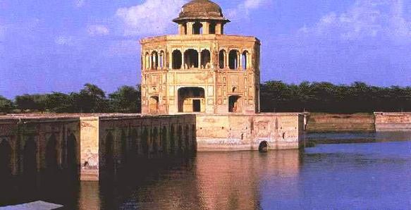 Hiran_Minar_Sheikhupura