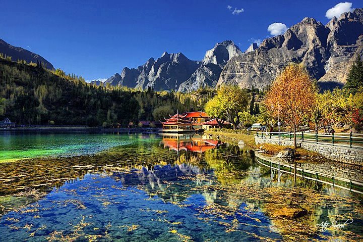 Shangrila Lake