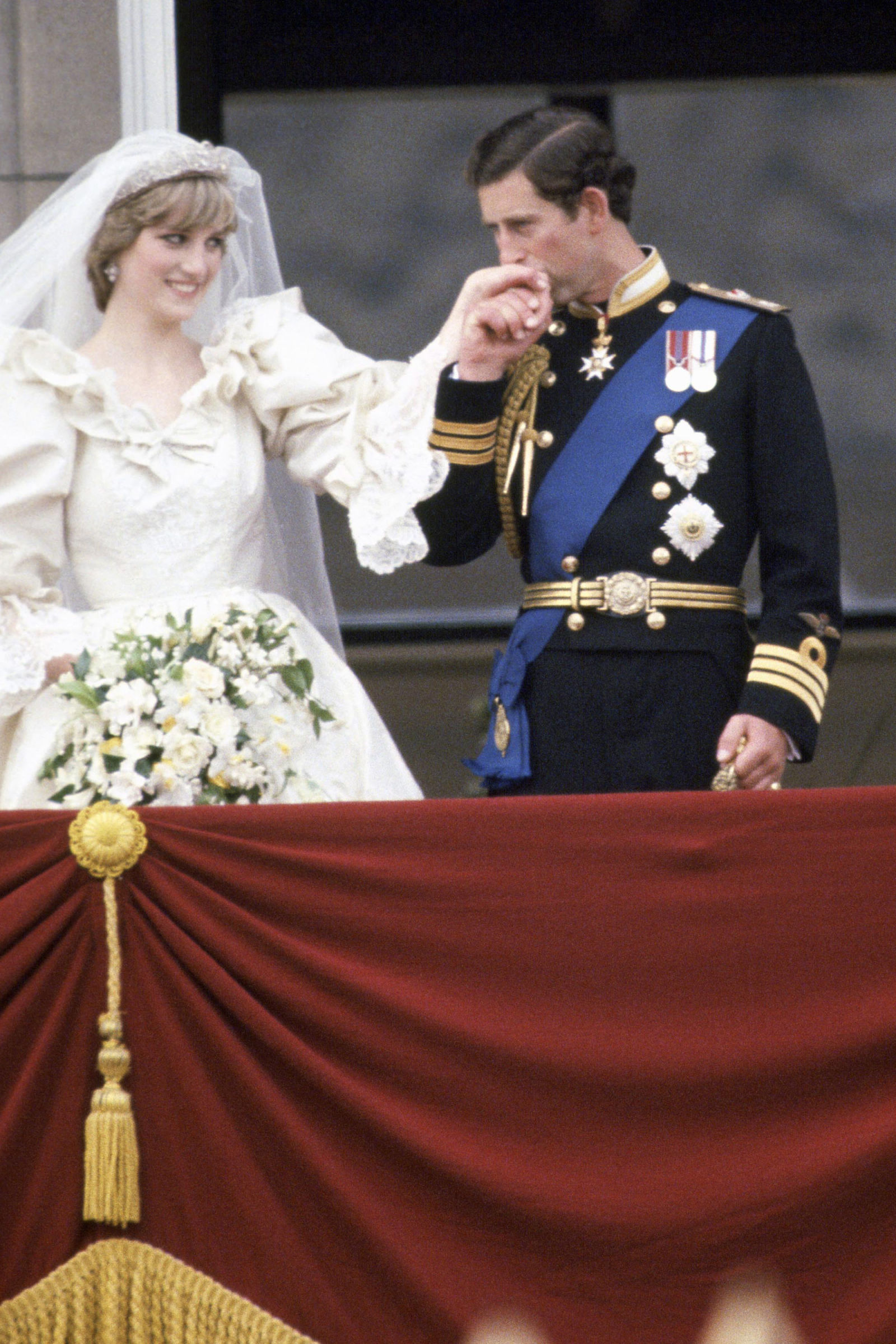 Princess Diana Wedding Day Royal Family Royal Weddings Then And Now Princess Diana Wedding Day Royal Family Royal Weddings Then And Now