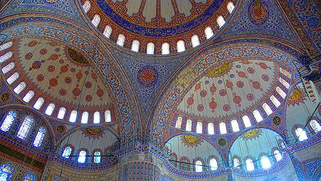 Blue-Mosque-interior