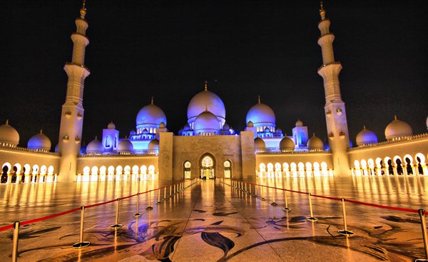 phoca_thumb_l_sheikh zayed grand mosque 3 abu dhabi uae