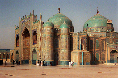 shrine-of-hazrat-ali-afghanistan