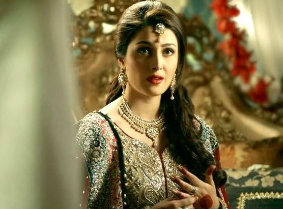 Ayeza-khan-