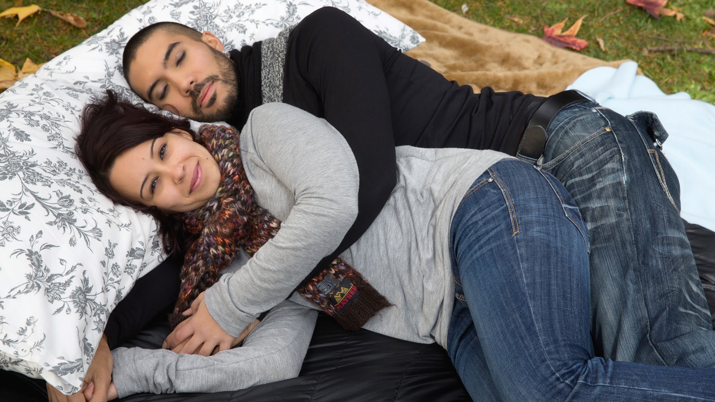 cuddling-shop-pakistan-parhlo