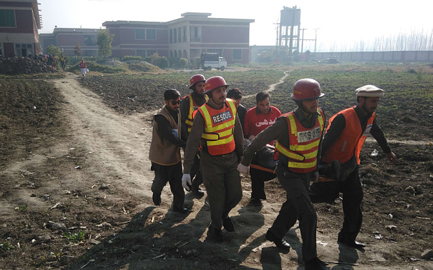 pakistan-stretcher_3553790b