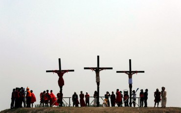 Easter-penitents-m_3600961k