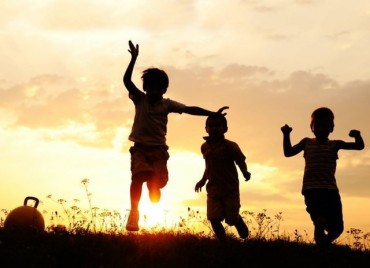 children-playing