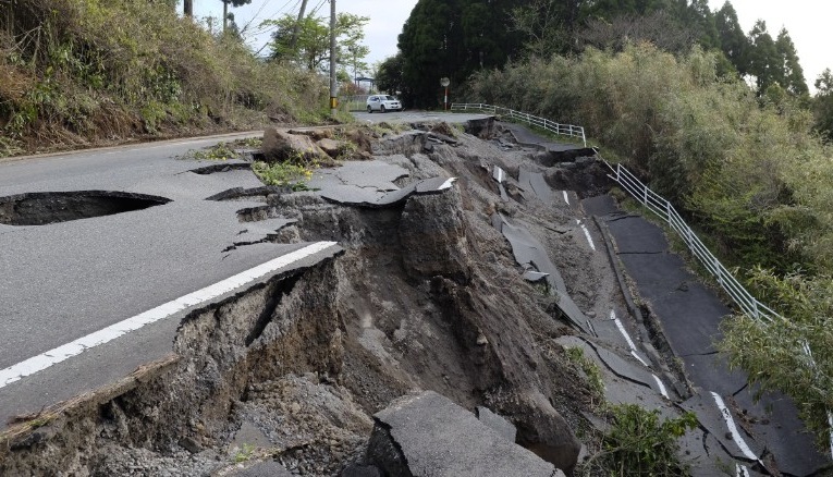 ecuador and japan earthquakes