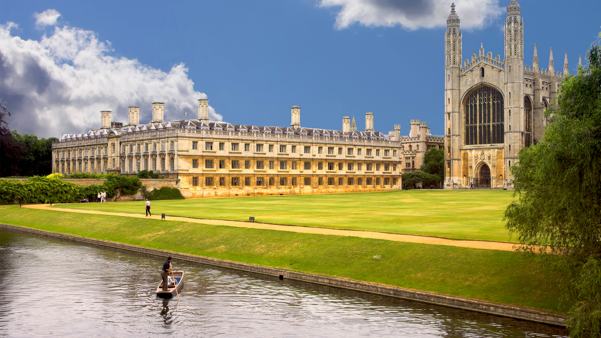 does cambridge have a tourist information centre