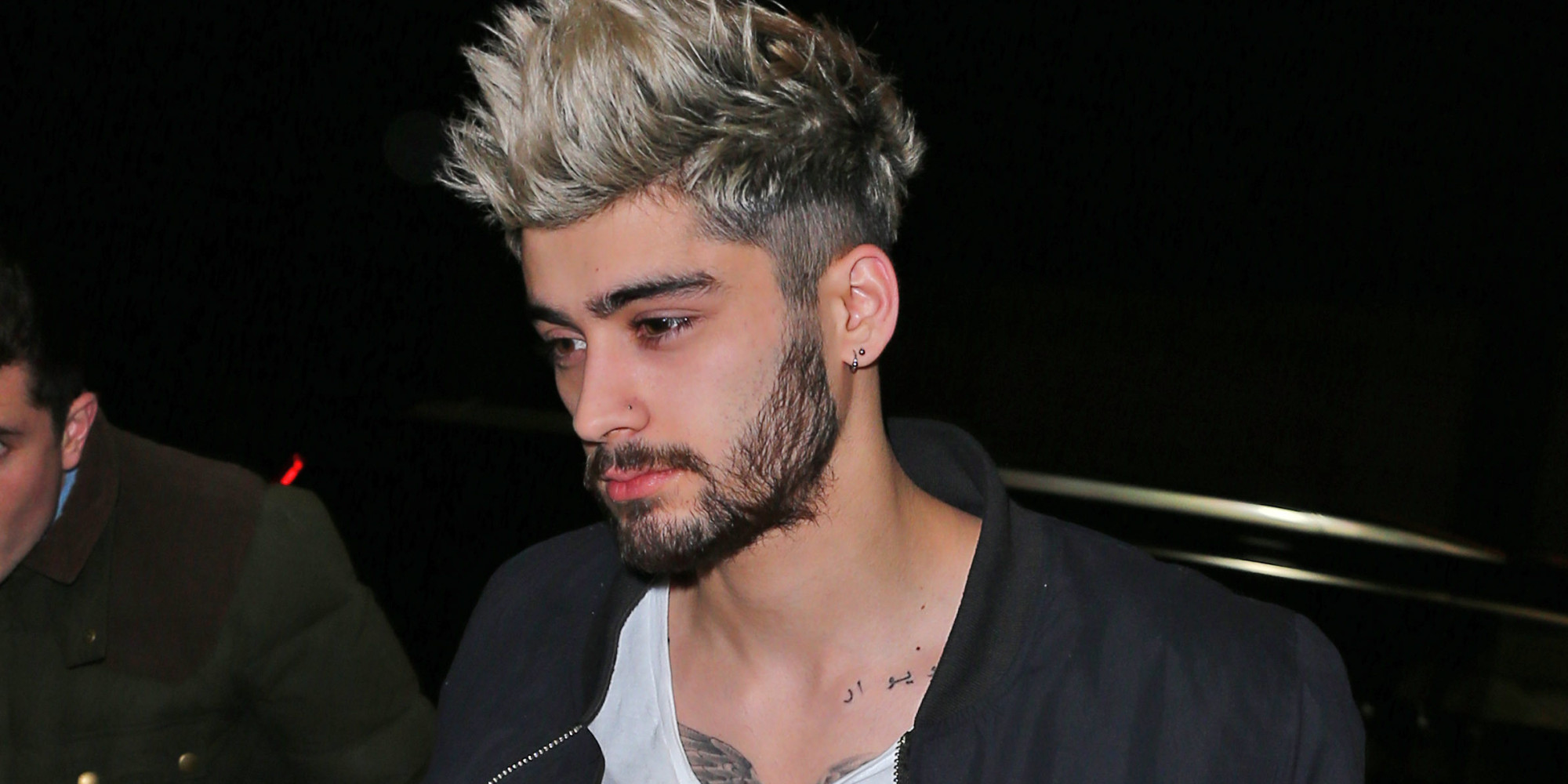 Gigi Hadid and Zayn Malik return to their hotel in NYC Pictured: Zayn Malik Ref: SPL1203564 050116 Picture by: Jackson Lee / Splash News Splash News and Pictures Los Angeles:310-821-2666 New York: 212-619-2666 London: 870-934-2666 photodesk@splashnews.com