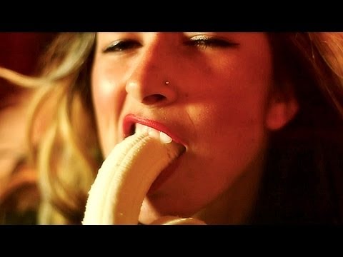 Double penetration free mpet Soft core nude brunette