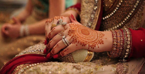 How I Was Able To Convince My Parents In Favour Of A Love Marriage 10-Dulhan-Mehndi-Designs-for-Hands-Free-For-Your-Wedding-10-600x306