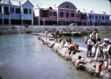 This What Life In Afghanistan Looked Like Before War and Invasion By the U.S. Men and boys at Kabul river