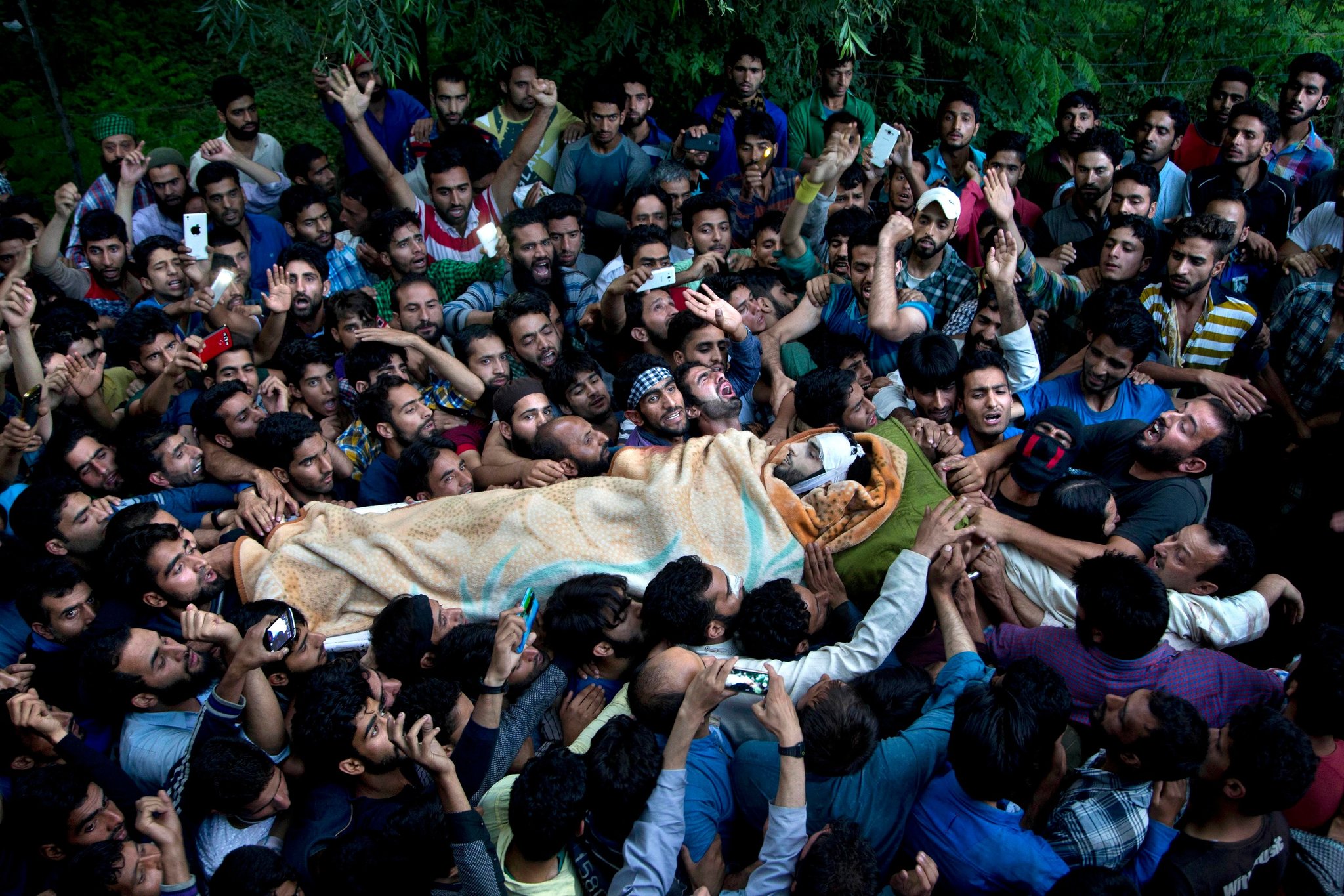 #KashmirBlindSpotCampaign: A Passionate Plea To Open Eyes And Hearts To Kashmir's Pain www.parhlo.com Burhan Wani
