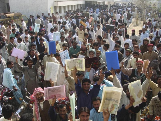 Prevalence, Cure and Attacks of Depression in Pakistan - Parhlo.com