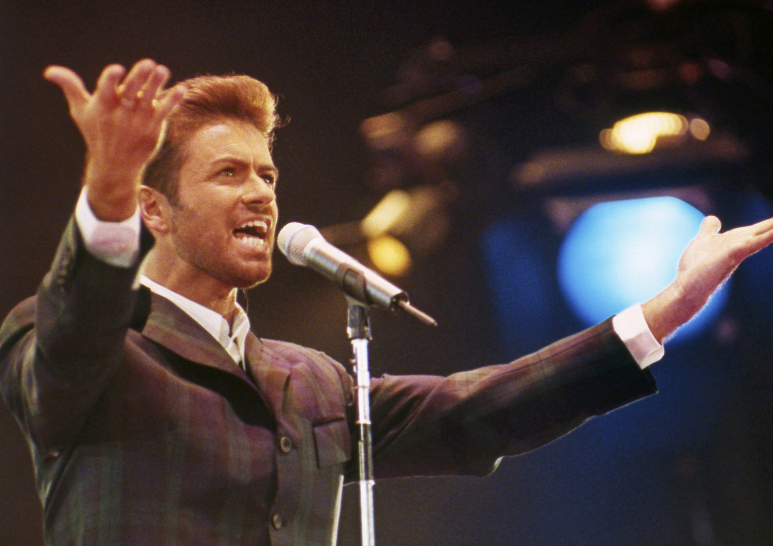 George Michael's Song "Last Christmas" - Parhlo.com George Michael's Song "Last Christmas" - Best Tribute On His Death - Parhlo.com
