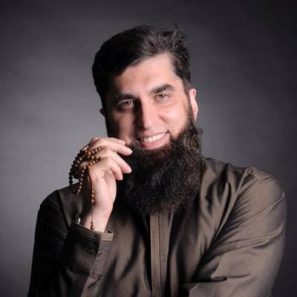 Junaid Jamshed - Biography, Life and Death, Career and Transformation - Parhlo.com