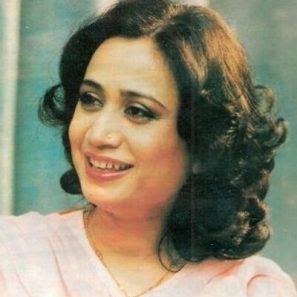 Poet Parveen Shakir - Parhlo.com