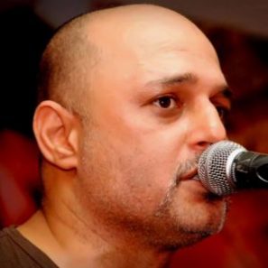 Ali Azmat (Junoon) - Parhlo.com
