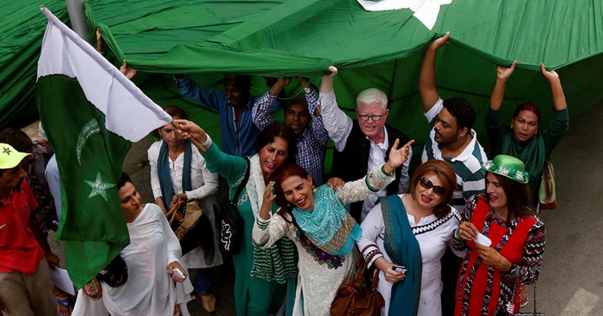an answer to those people who keep asking pakistan ne hamay diya