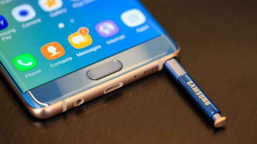 note 8 cricket