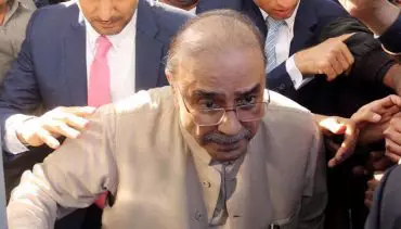 Asif Ali Zardari - Read his Biography, Politics, Professsion, Life and Family - Parhlo.com