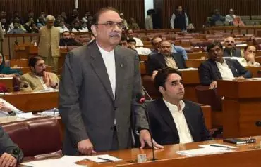 Asif Ali Zardari - Read his Biography, Politics, Professsion, Life and Family - Parhlo.com