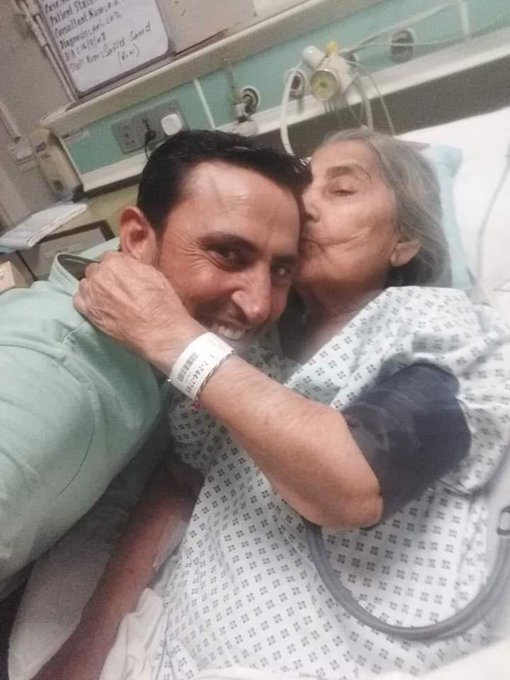 Younis Khan with his Mother