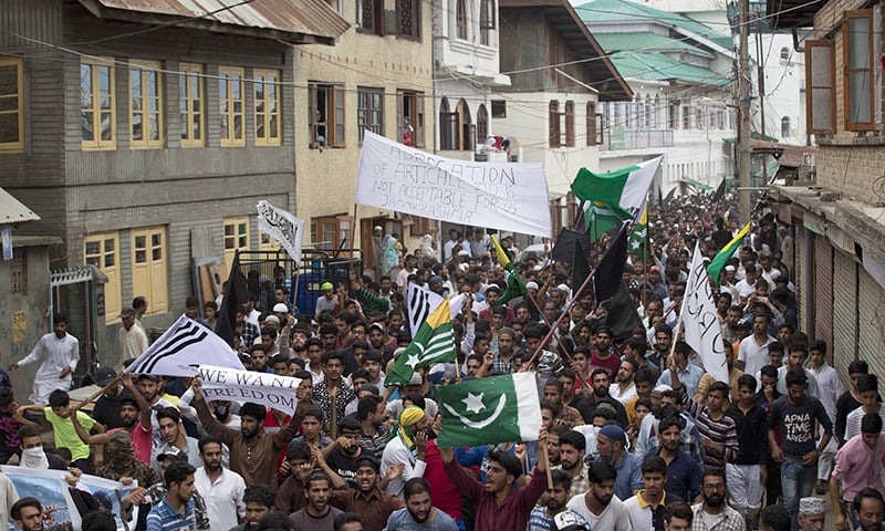 Kashmiris Expose The 'Normalcy' & Brutality By Indians And The Details Are Extremely Disturbing! - Parhlo