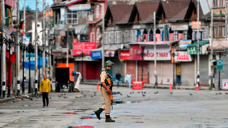 Kashmiris Expose The 'Normalcy' & Brutality By Indians And The Details Are Extremely Disturbing! - Parhlo