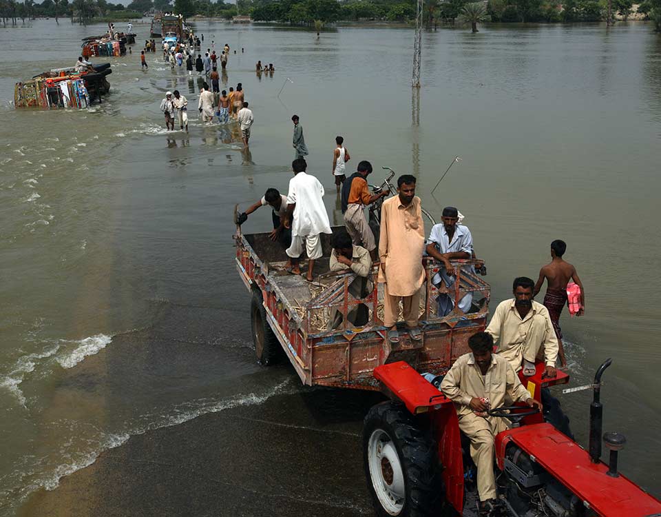 2010 floods Pakistan. Climate change