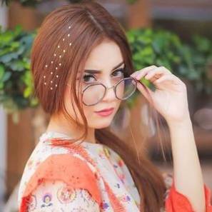 alizeh shah biography