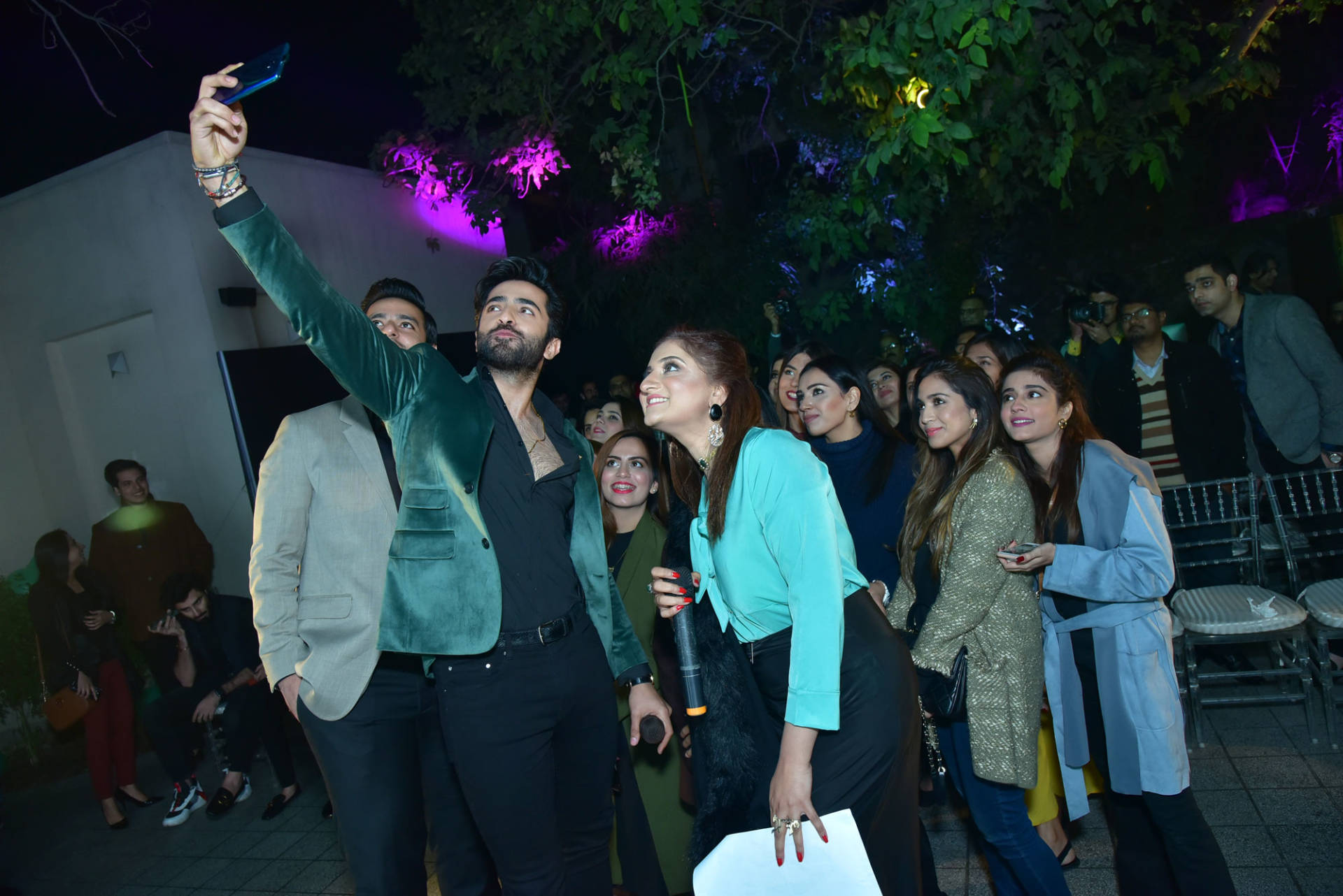 OPPO Reno2 F Shahryar Munawar