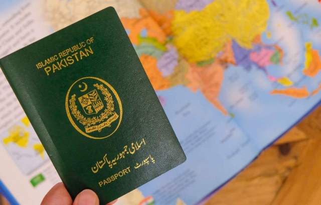 visit visa for saudi arabia from pakistan price