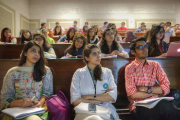 education during corona crisis in Pakistan