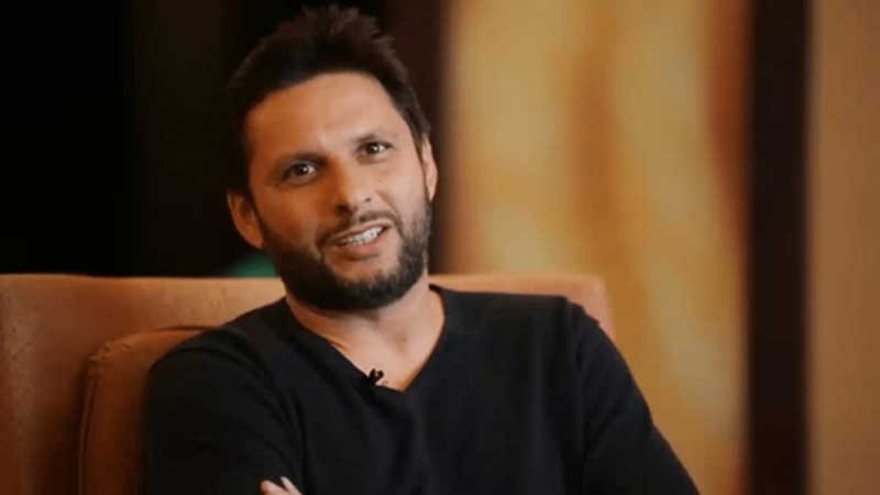 Shahid Afridi Brands Donate Ration