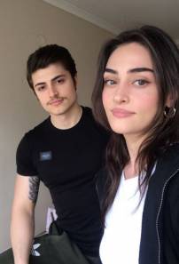 Esra bilgic and her bother