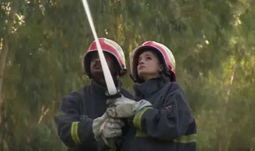 pakistan firefighter woman